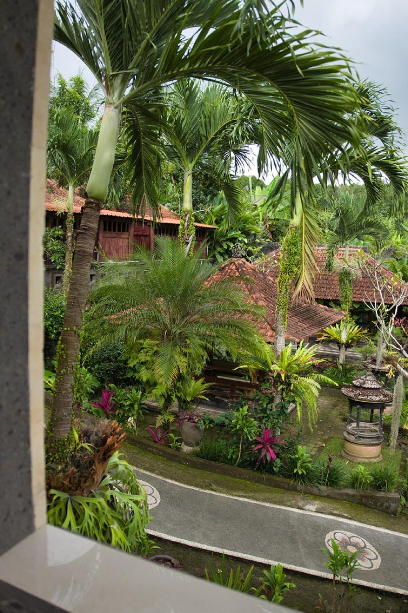Desa Hostel Munduk  Exterior photo